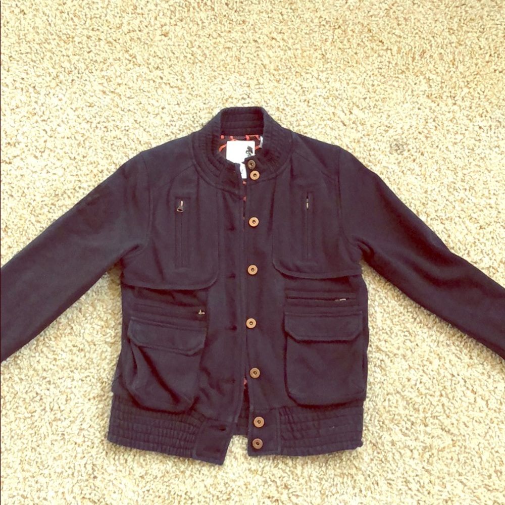 Collarless jacket